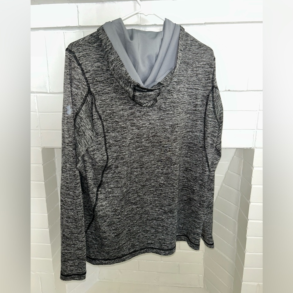 Philadelphia Phillies Under Armour Black and Gray Zip-Up Lightweight Hoodie - Picture 2 of 5